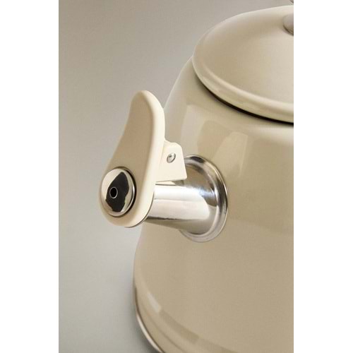 SMEG ELEKTRİKLİ KETTLE - BEYAZ